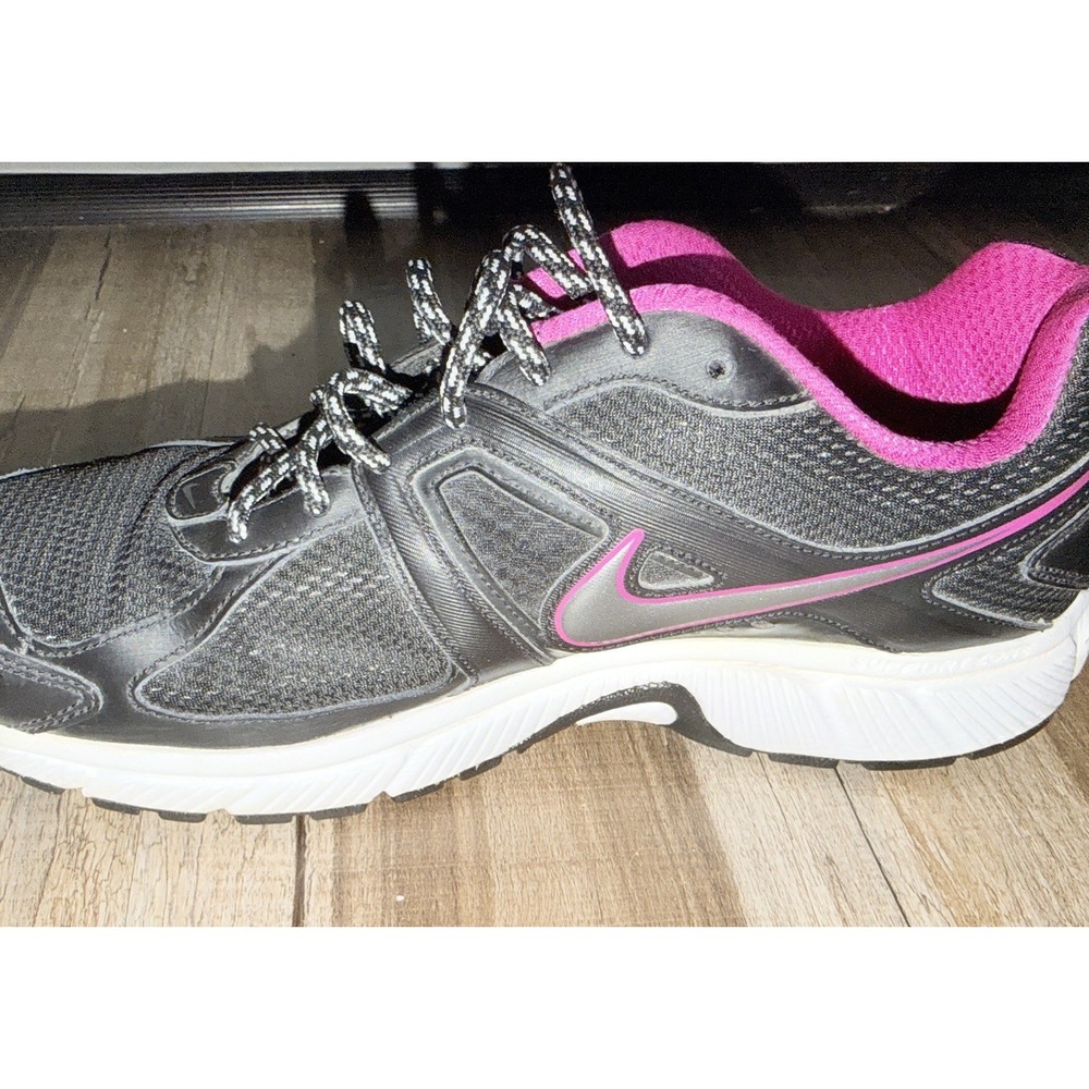 Nike Women's Running Shoes Size 11 Black Pink 443806-018 Athletic Sneakers